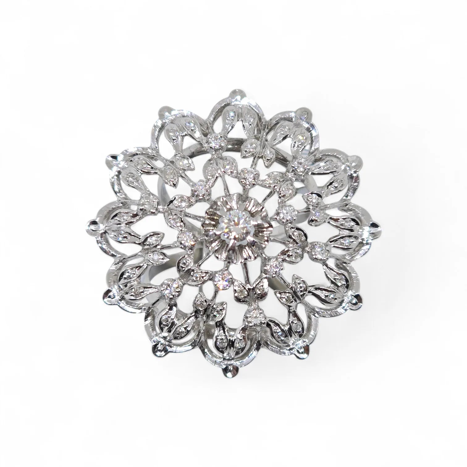 Luxuriöser 18k Weißgold-Solitärring mit Diamanten