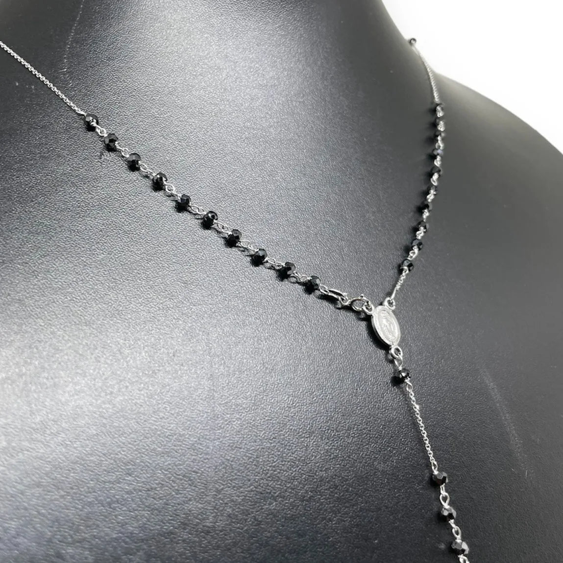 Rosario bianco nero 18 carati misura 60cm