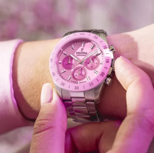Festina Uhr F20693/2 – Eleganz und moderner Stil mit rosa Zifferblatt, Gehäuse aus Keramik-Edelstahl und grauem Armband