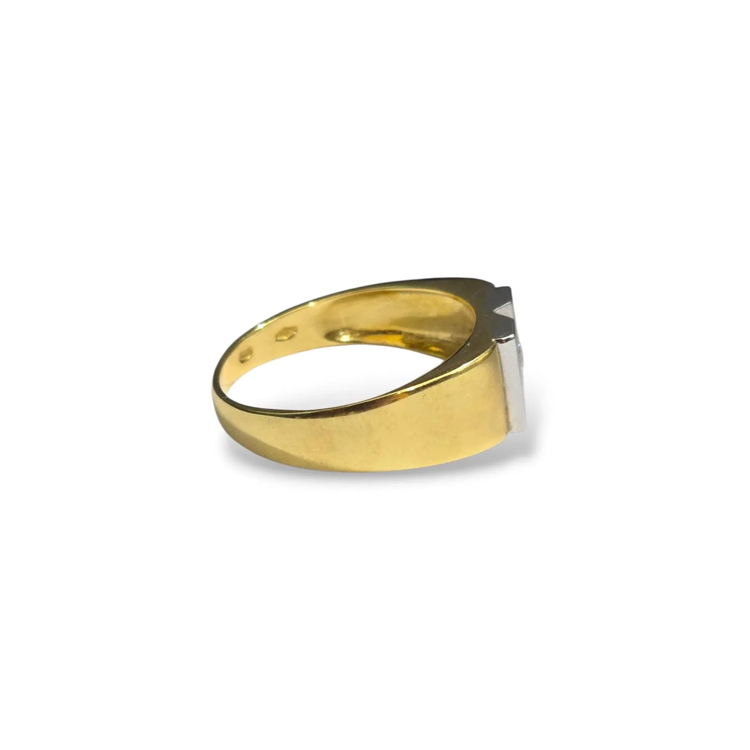 Anello uomo in oro giallo 18kt con zircone