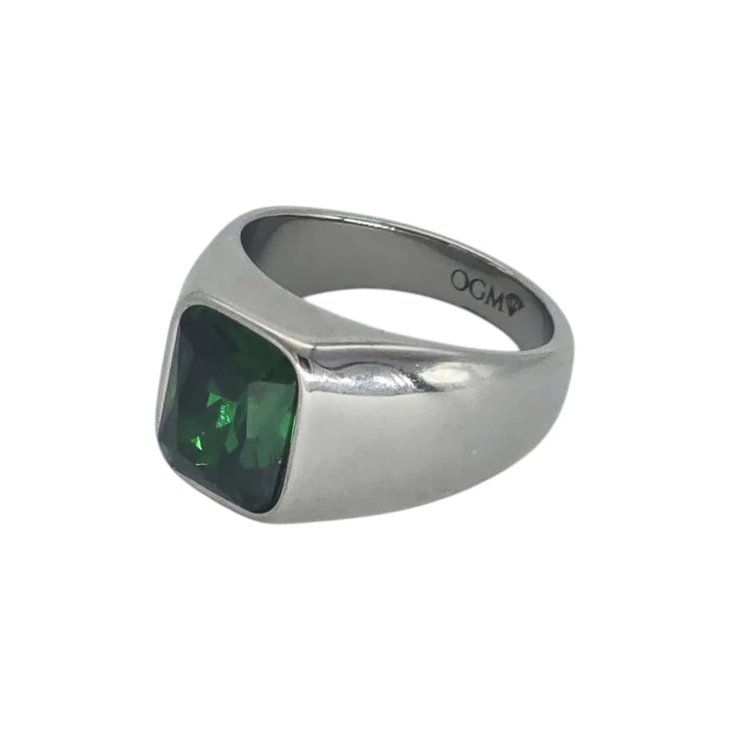 Herrenring aus Edelstahl mit kontrastierenden Details