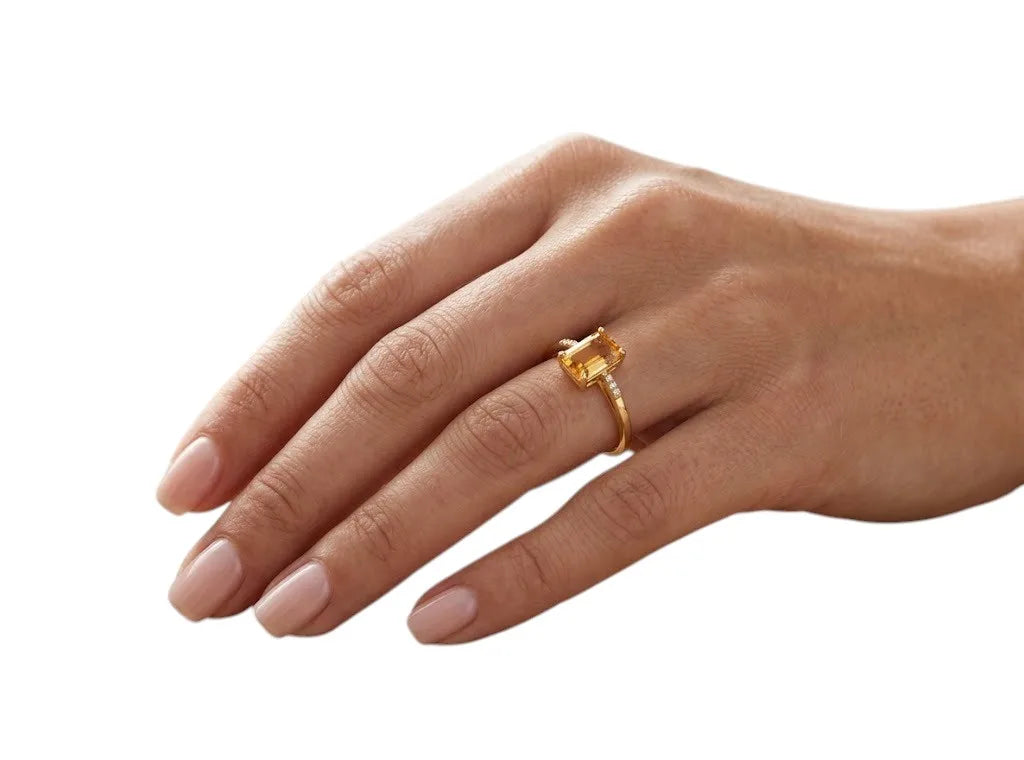 Kioto Damenring aus 9kt Gelbgold mit Citrin-Topas
