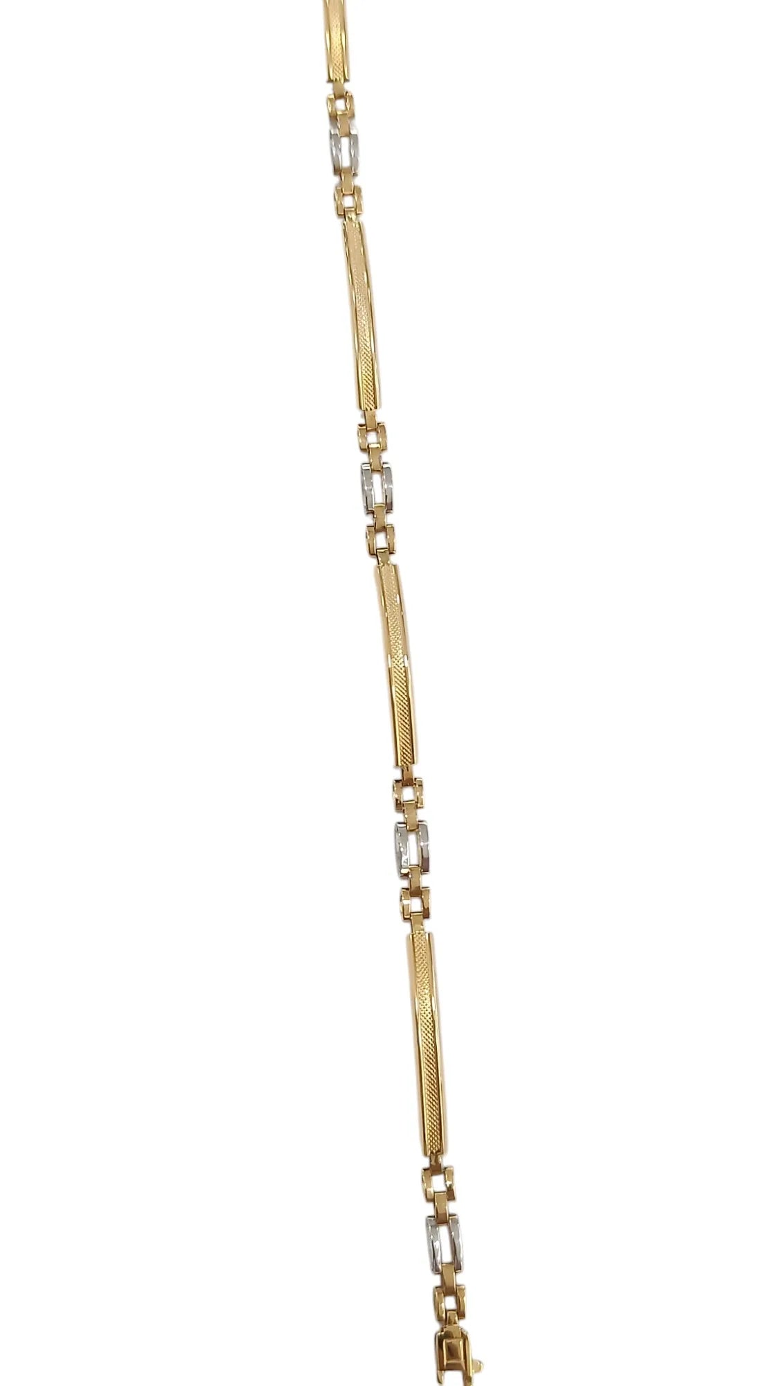 Herrenarmband aus 18 Karat Gelbgold mit Verzierungen aus Weißgold im klassischen Stil