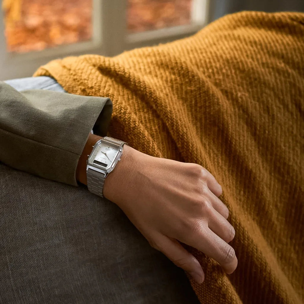 Orologio Casio donna in acciaio con quadrante rettangolare
