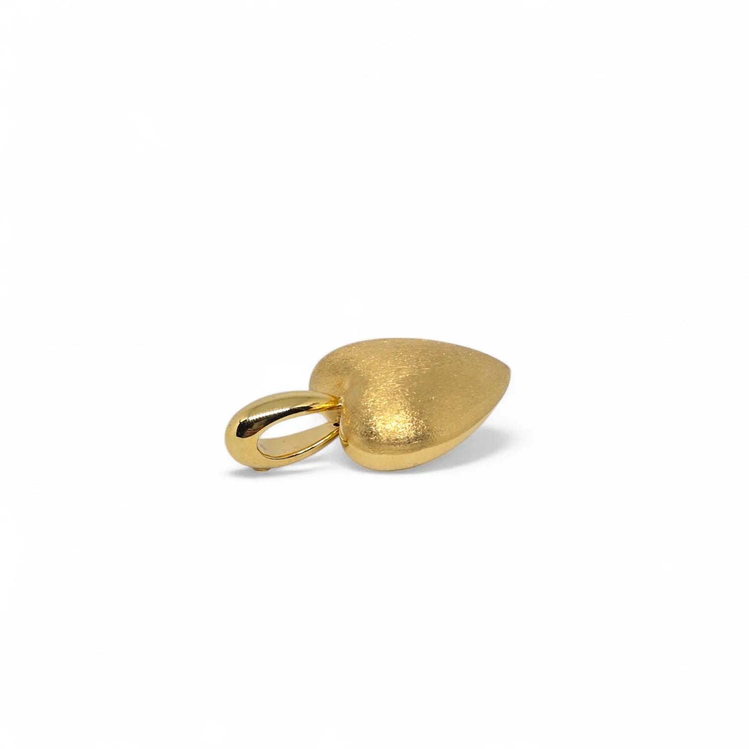 Pendente donna cuore in oro giallo 18 carati satinato