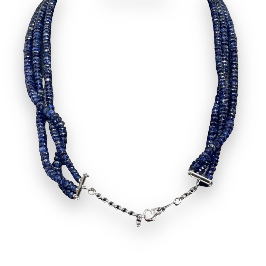 Collana zaffiri 36KT chiusura in oro bianco