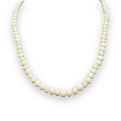 Collier en corail rose 6 mm avec fermoir en or 750 18 carats