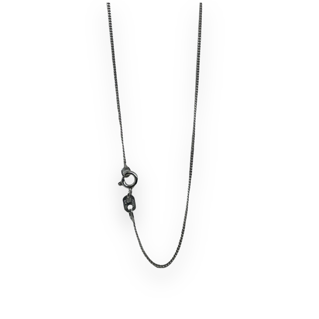 Collana in argento con ciondolo ovale in pietra turchese