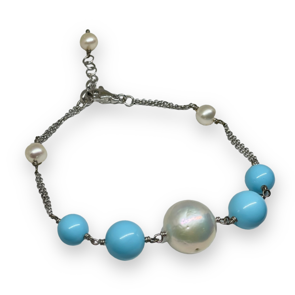 Bracciale in pietra turchese con perle bianche