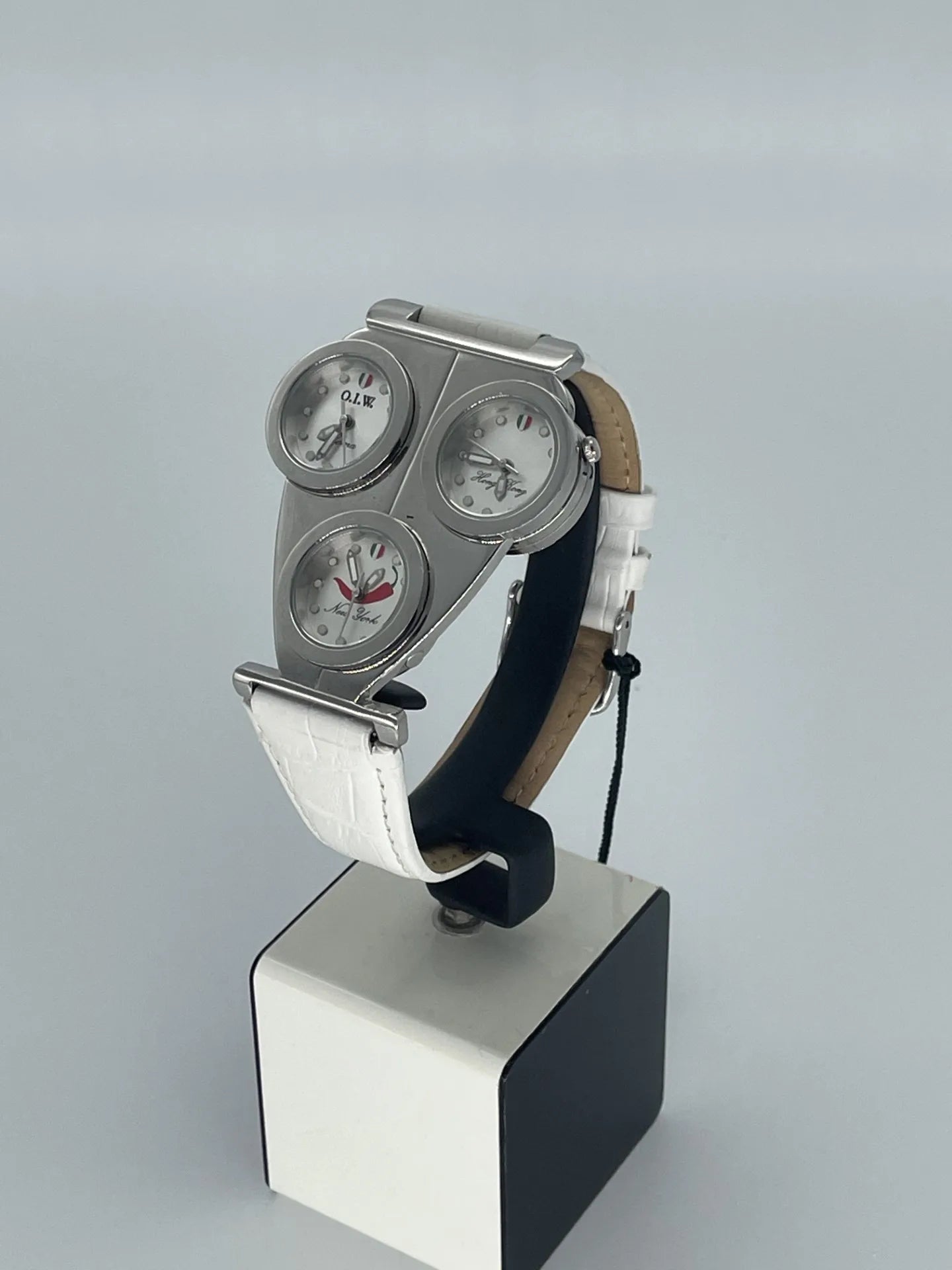 Orologio uomo solo tempo con 3 quadranti per fuso orario Roma - New York - Hong Kong