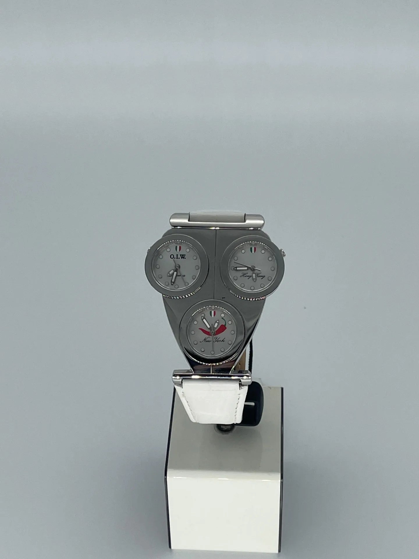 Orologio uomo solo tempo con 3 quadranti per fuso orario Roma - New York - Hong Kong