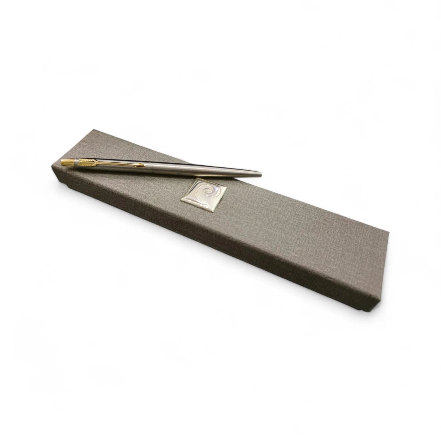 Penna in argento e rifiniture dorate con astuccio