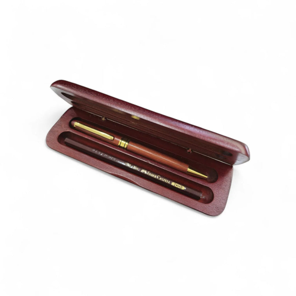Faber-Castell Stift- und Bleistiftset aus braunem Holz