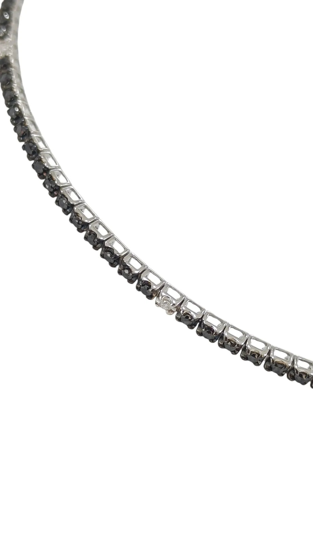 Bracciale tennis in oro bianco 18 carati e diamanti neri e bianchi 19 cm